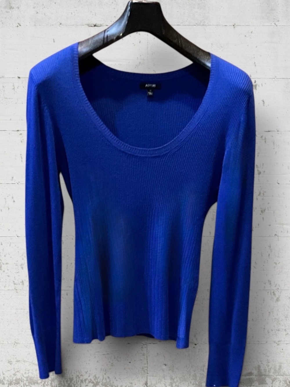 Apt 9 Royal Blue Pull Over Long Sleeved Sweater Sz M